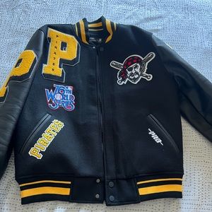COPY - NWT the best version to Pittsburgh Pirates varsity is wool jacket with L…